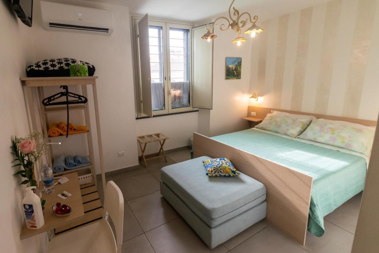 La Zagara Apartment Aci Castello Luaran gambar