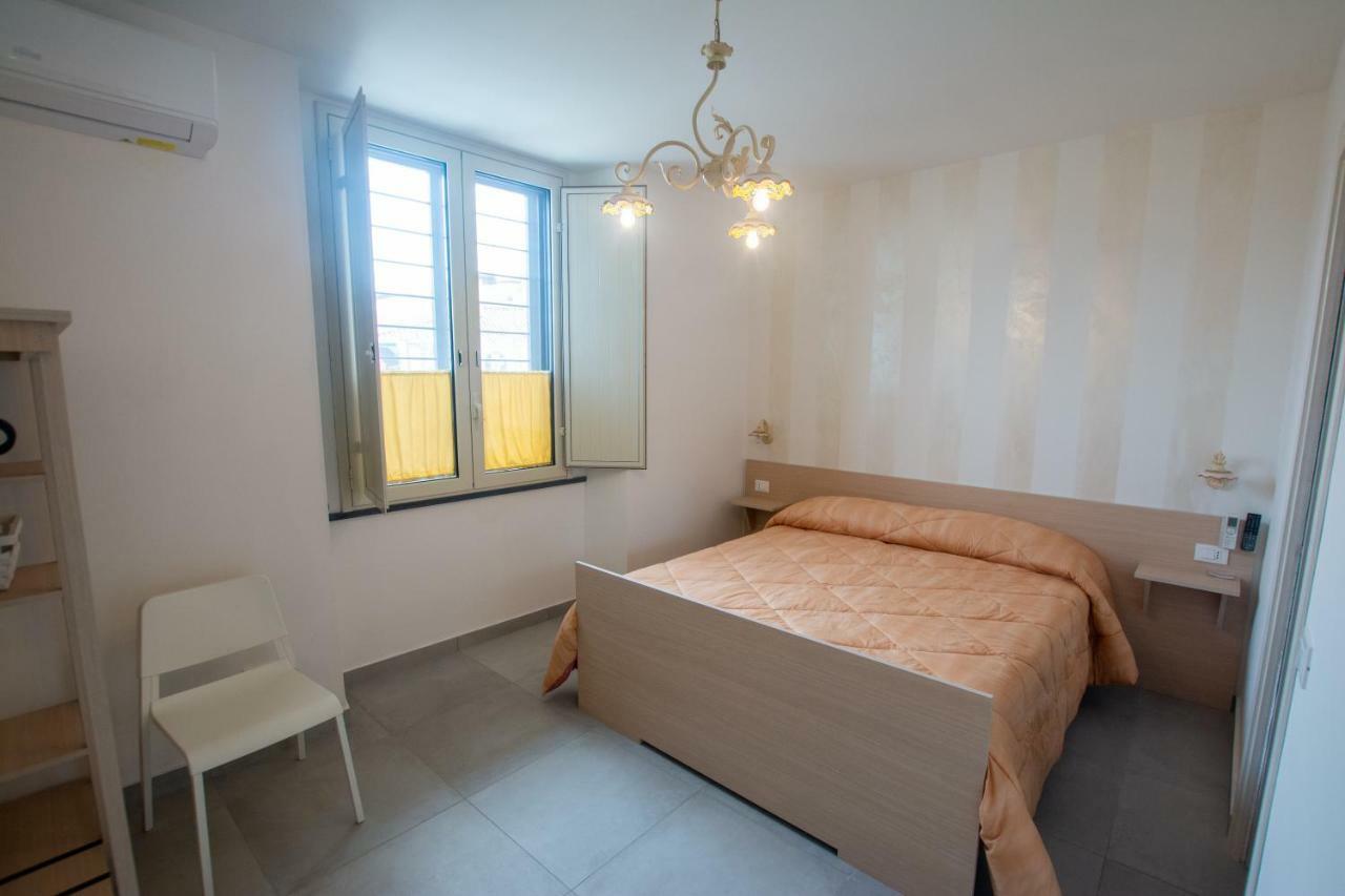 La Zagara Apartment Aci Castello Luaran gambar